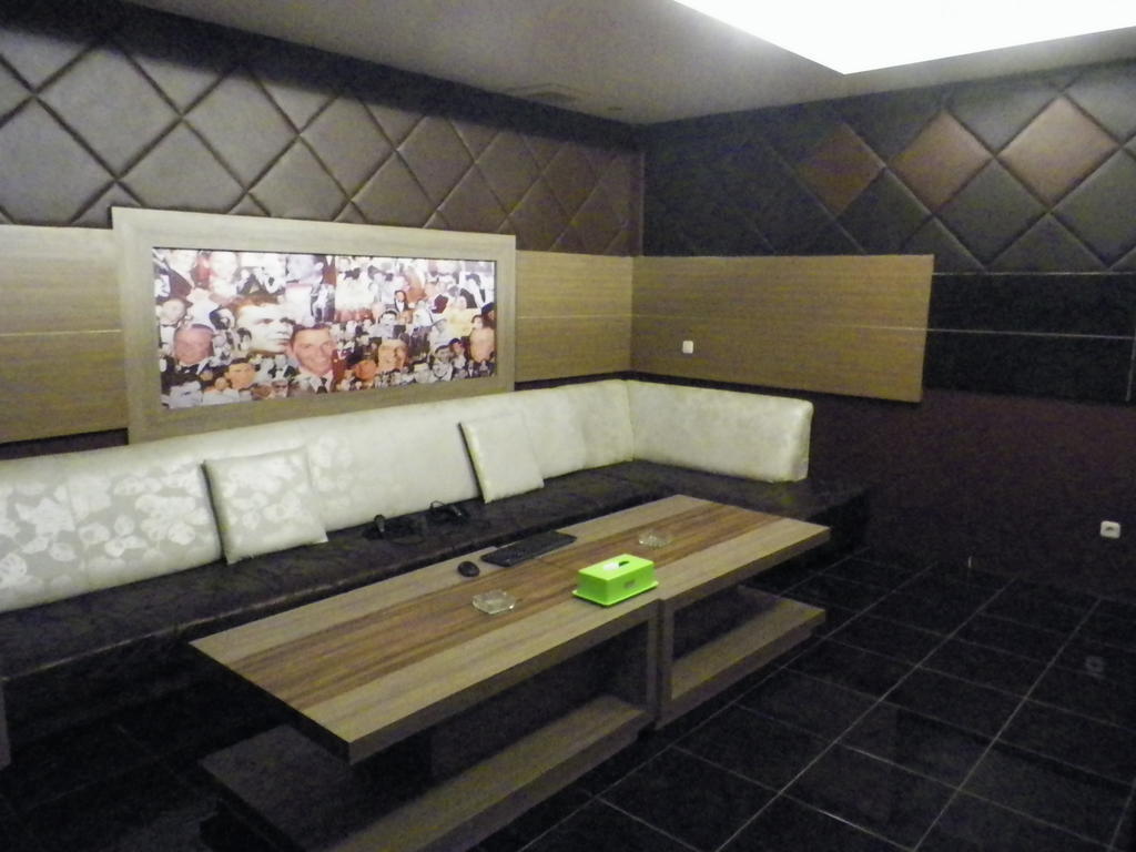 Excellent Seven Boutique Hotel Bandung Exterior photo